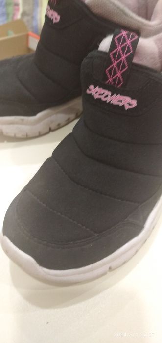 Продам детскую обувь