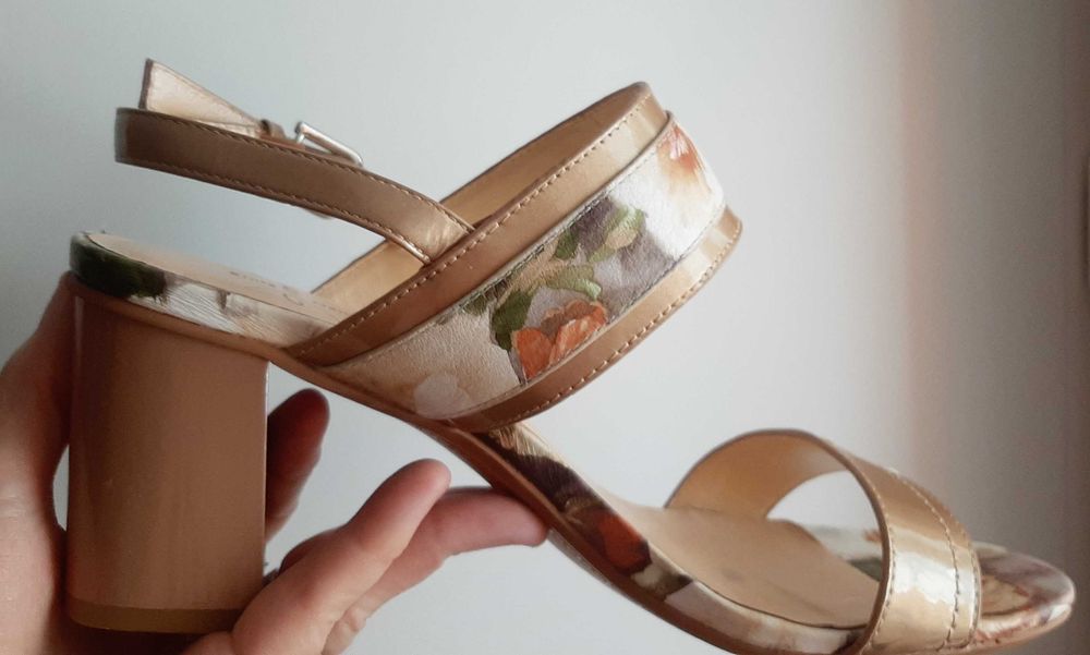 Босоножки из натуральной кожи