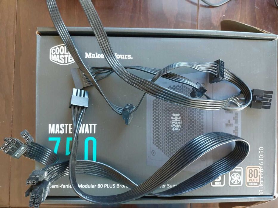Захранване за компютър Cooler Master 750W