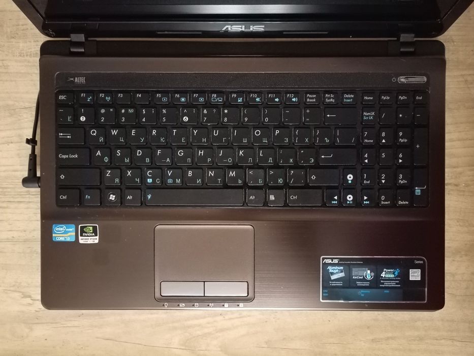 Asus k53s. Core i3 window 10