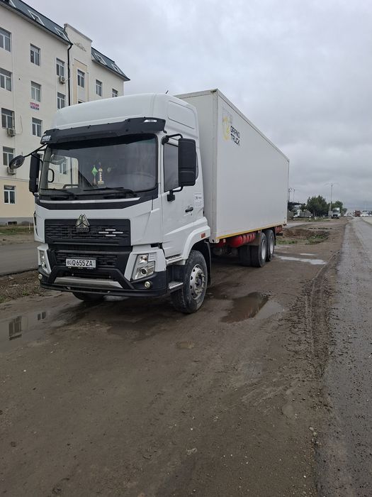 HOWO SINOTRUK. Sotiladi
Yili 2024

Probeg.80 000
Yoqilg'i. Metan 
Kras