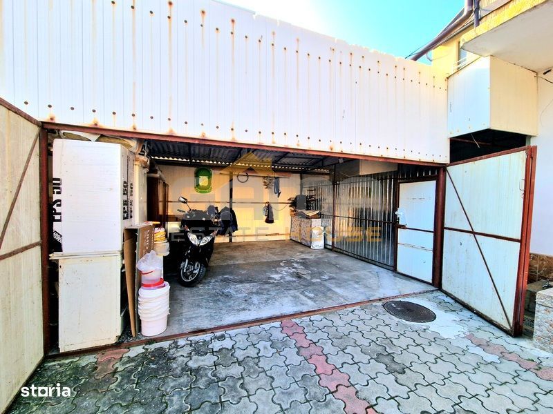 Casa 5 camere, teren 515 mp in cartierul Aradul Nou