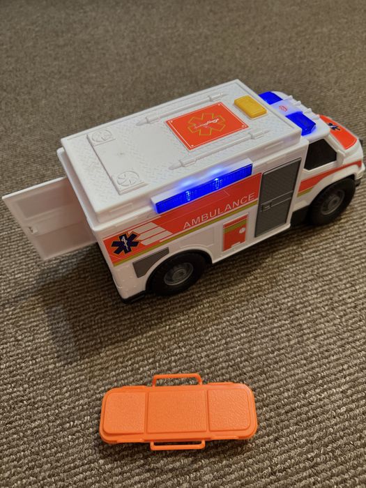 Играчка линейка с батерии