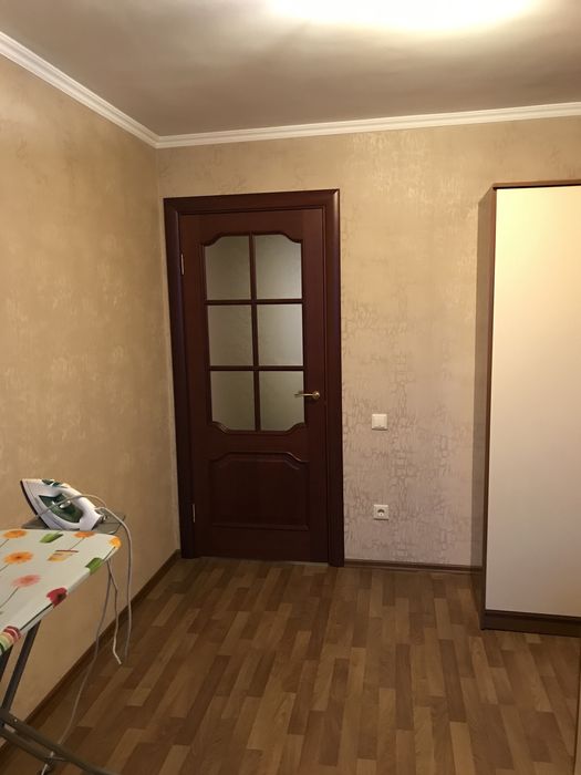 Продам 5- комнатную квартиру.