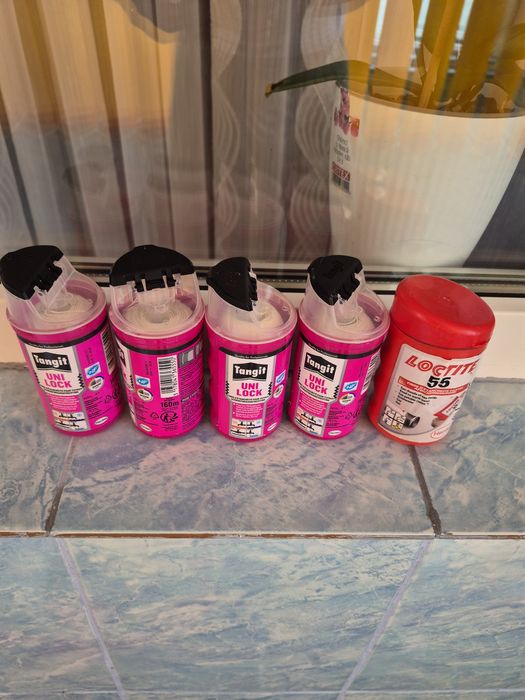 Vand robineti si loctite