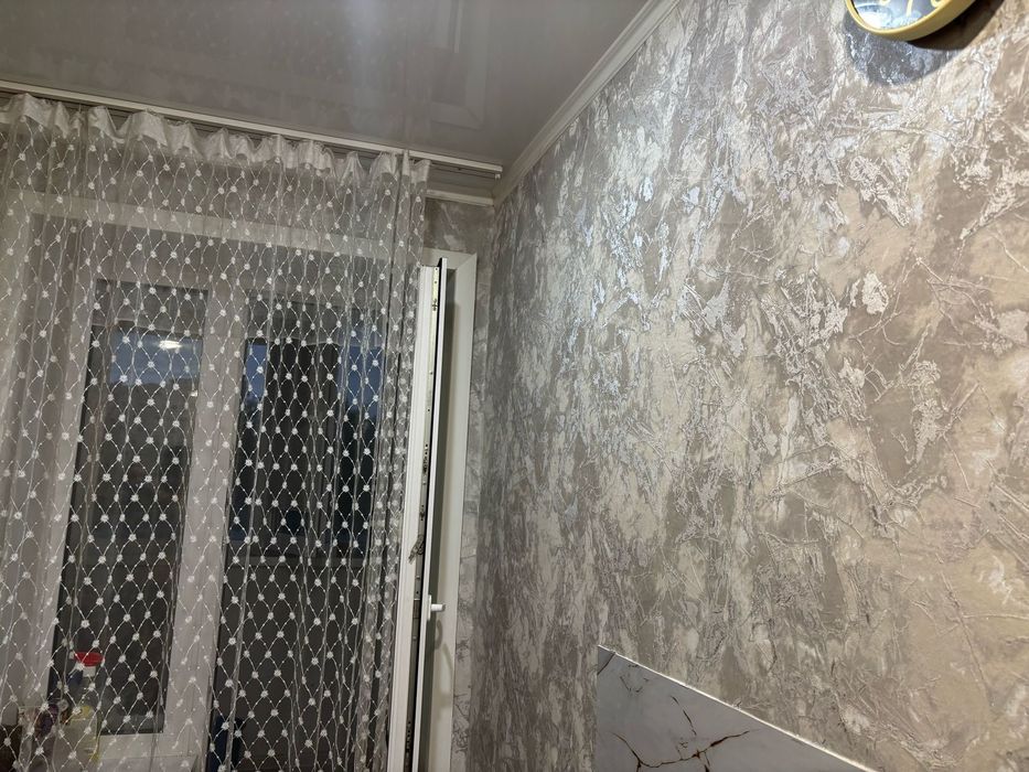 Продам 2 комн КВ. В центре города.