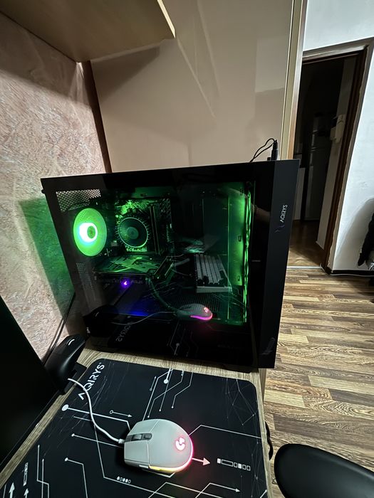 Vand unitate PC  Myria  Vision V114 Powered by Asus