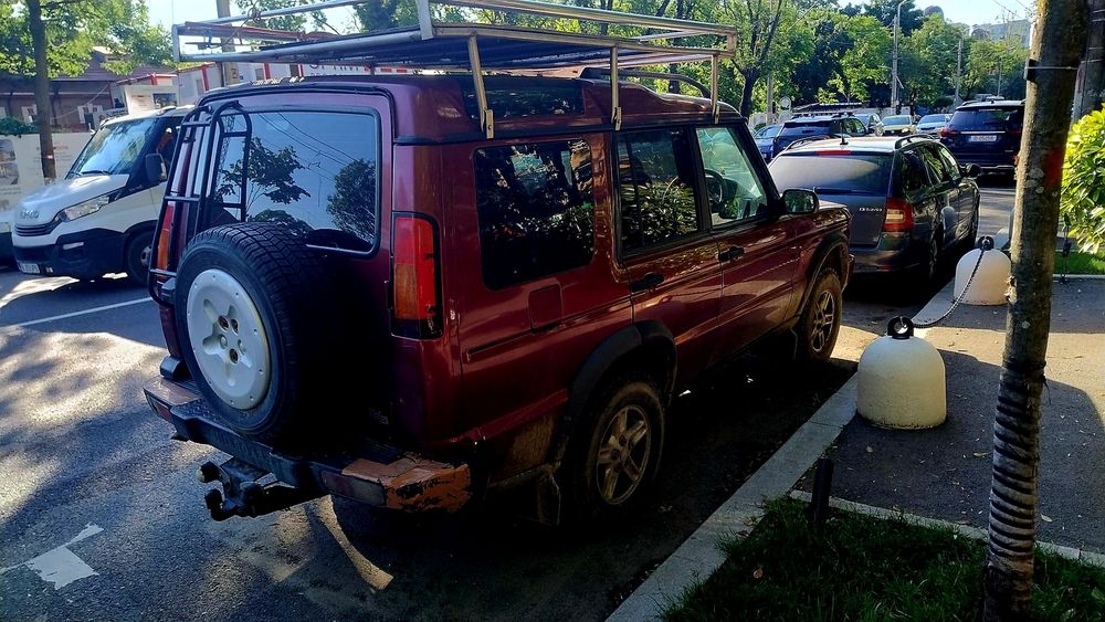 Vand mașina Land Rover Discovery