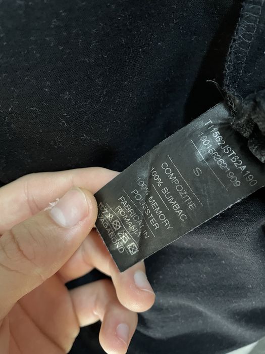 Pantaloni si tricou vagabond