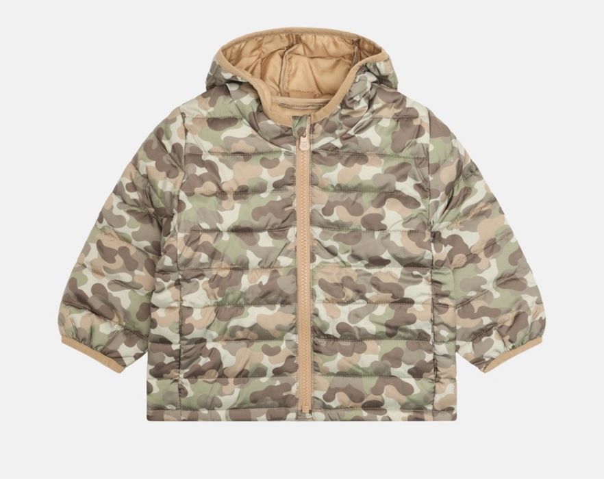 Олекотено яке Guess 4 години