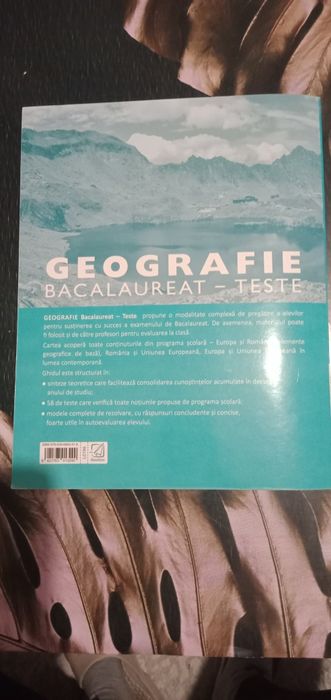 Vand carte geografie pentru bac