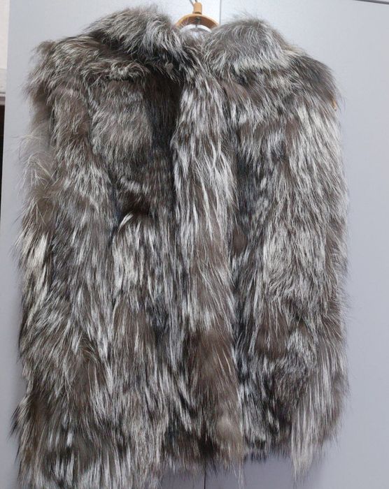 Новая натуральная меховая жилетка
