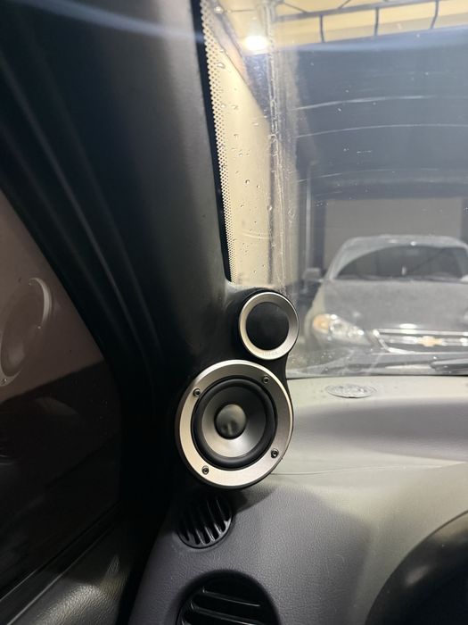 edifier 3 komponentka sotiladi tayyor matizga