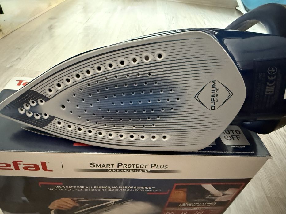 Ютия Tefal Smart Protect Plus FV6872E0, 2800W