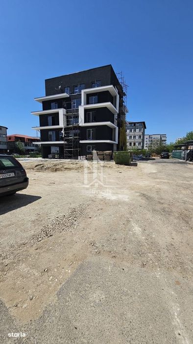 Apartament 2 camere decomandat si curte 12 mp Postalionului — fotografia 1