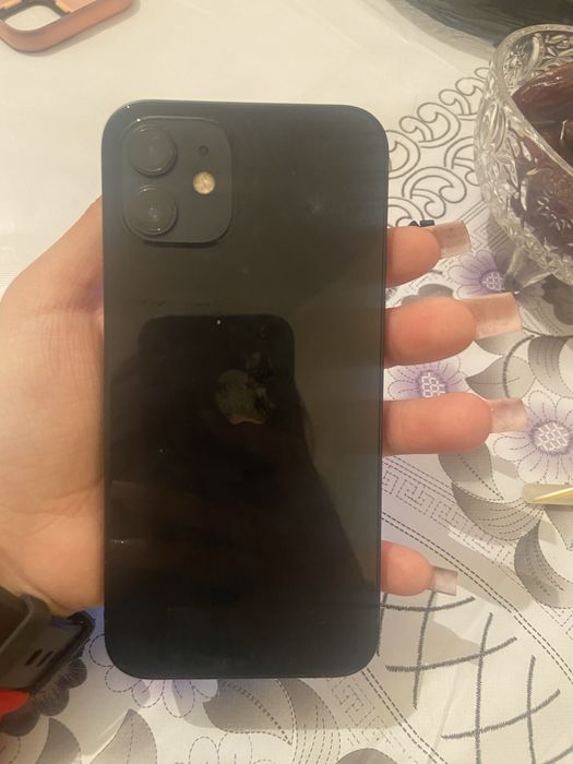 Продам айфон 12,пишите в лс