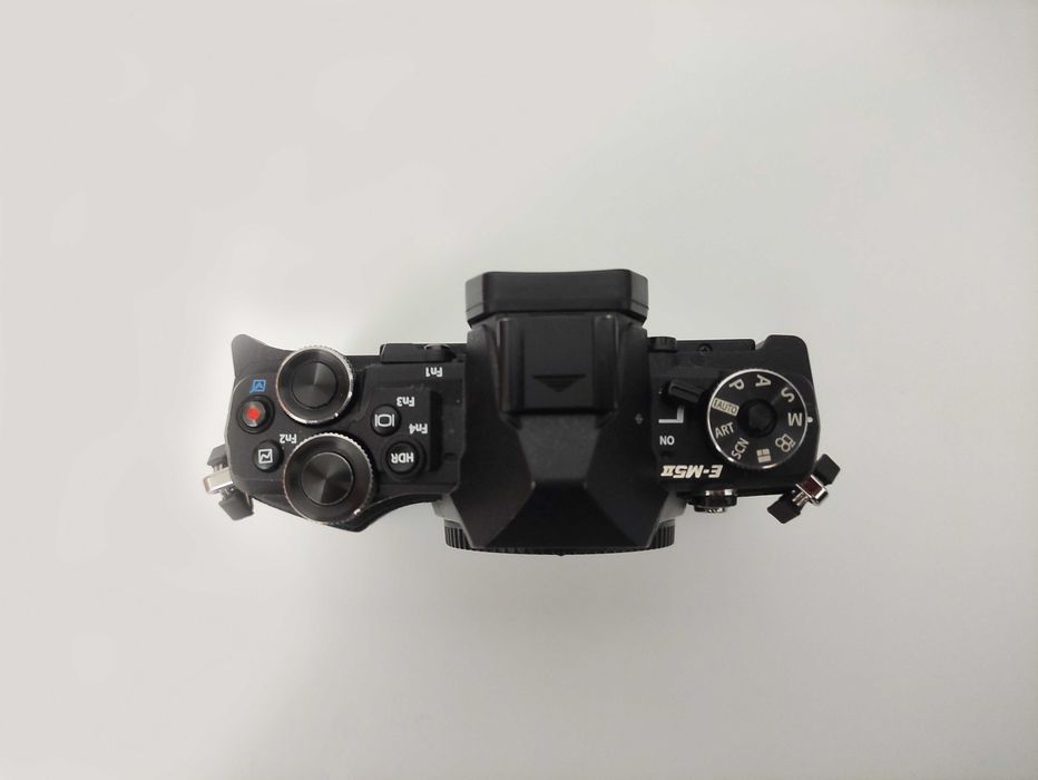 Olympus OM-D E-M5 Mark II