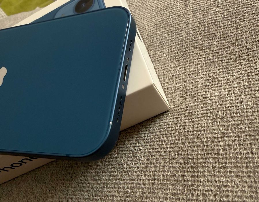 iPhone 13 Blue / 128GB
