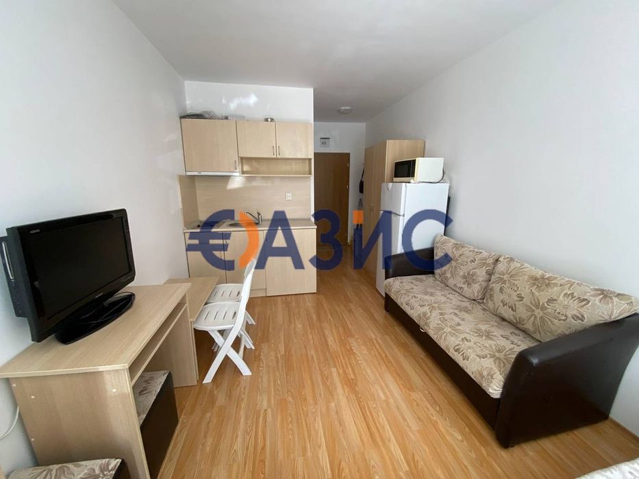 Продава се Едностаен апартамент в к.к. Слънчев бряг - 32 кв.м за 1407 €/кв.м - Снимка #8