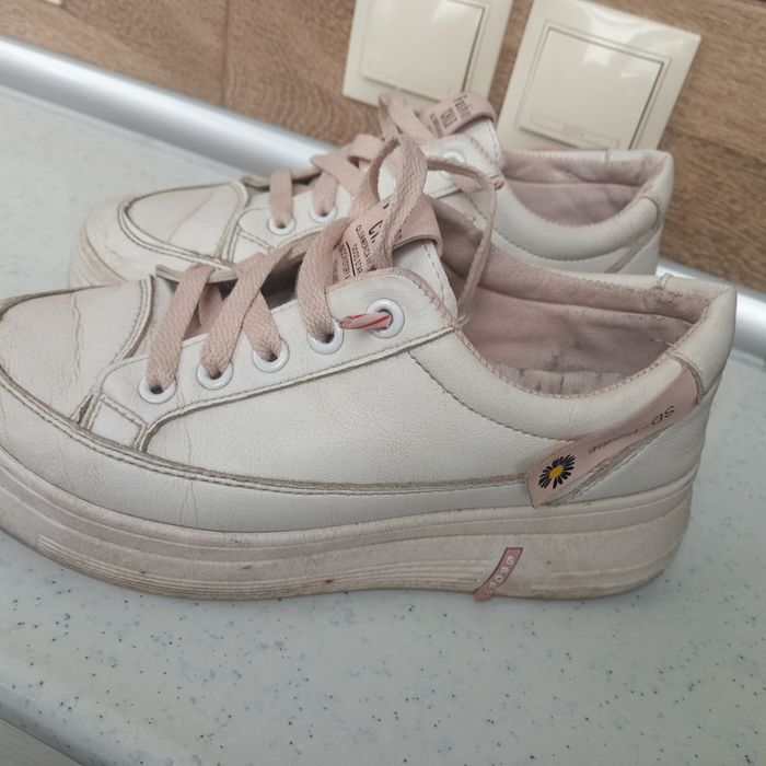 Обувь женская кроссовки