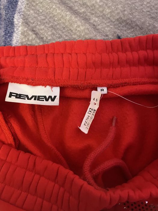 Compleu Review rosu