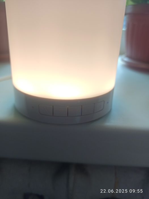 Беспроводная сенсорная колонка NEO со встроенной лампой ночник