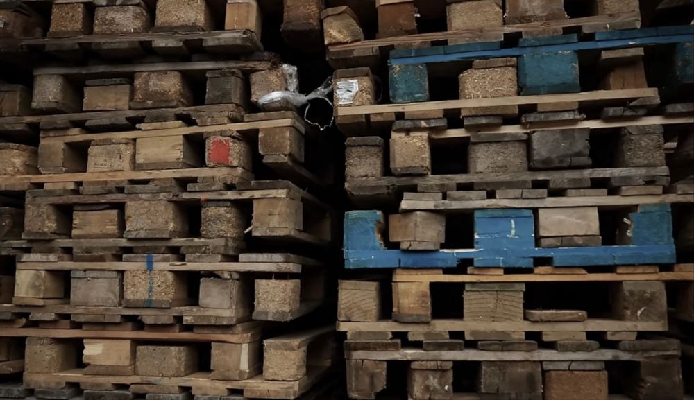 Поддоны подоны ,полеты