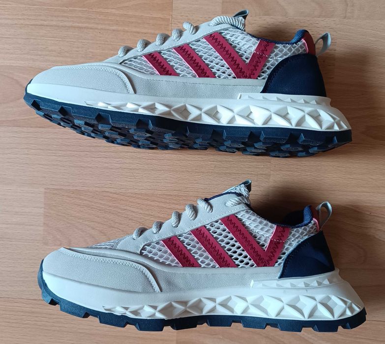 Нови мрежести маратонки-43 номер