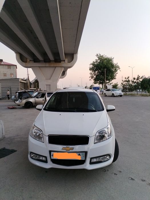 nexia3 mehanika sotiladi