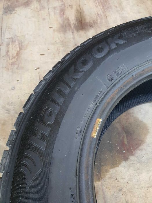 215 15 70 Hankook Vantro за бус