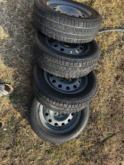 Зимные шины 185/65/R14