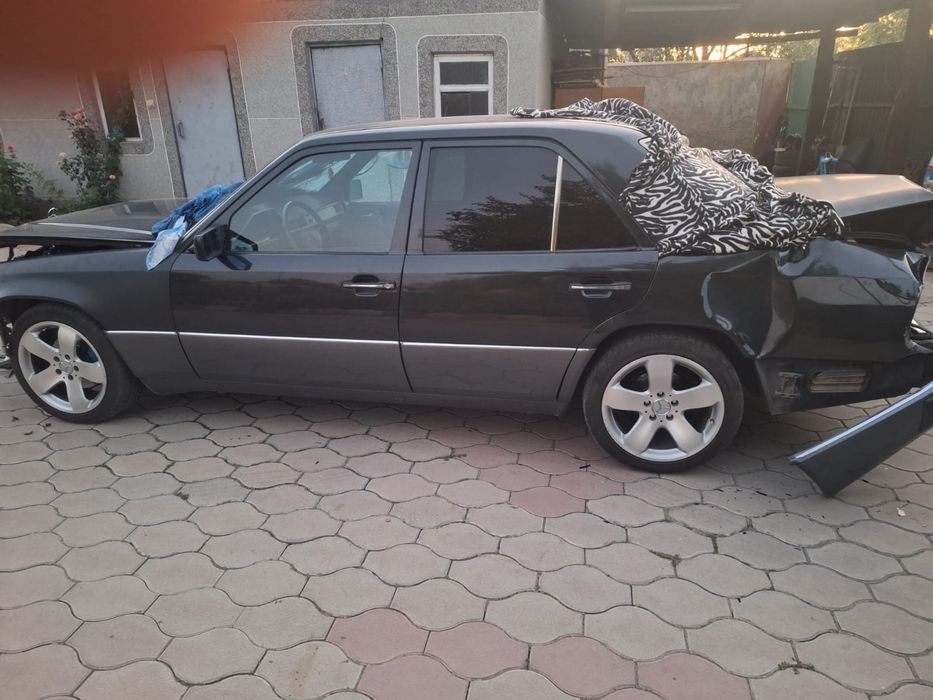 запчясти на 124 мерс