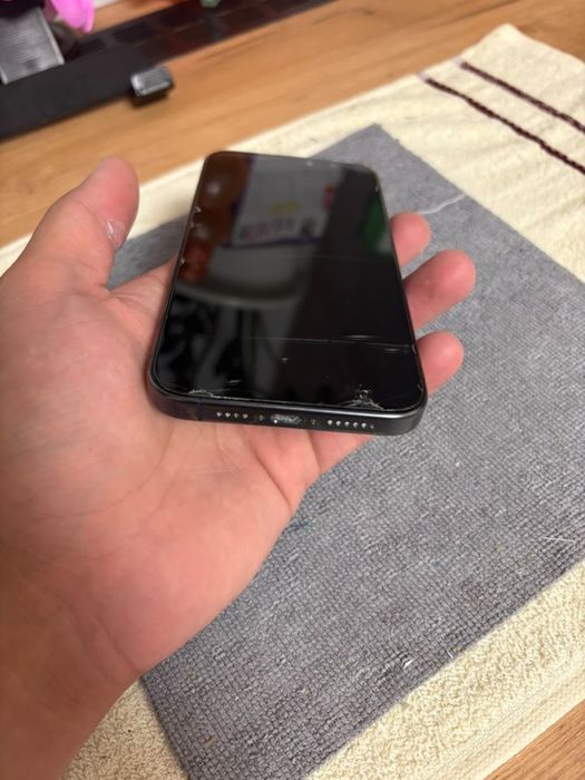 15 pro max 256gb в отличном состояний