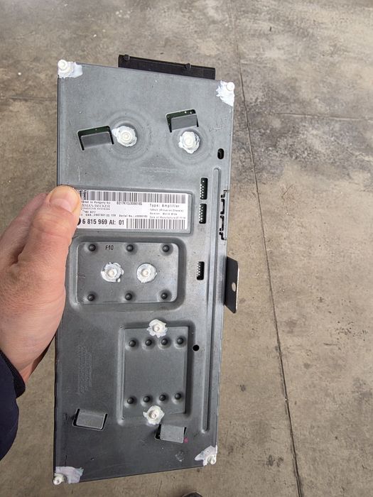 БМВ Усилвател  HARMAN BECKER Kardon BMW F01 F06 F07 F10  F15