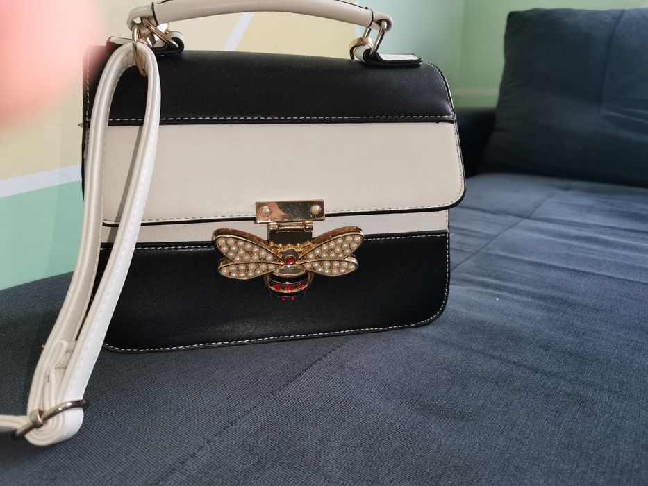 Дамска кожена чанта