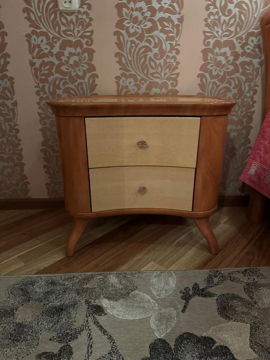 Спальный гарнитур продам