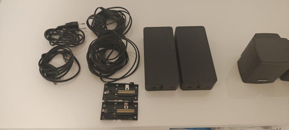 Bose 300 Virtually Invisible / Bose 300 500 600 700 900