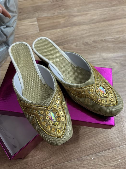 Продаю платья в хорошем состоянии