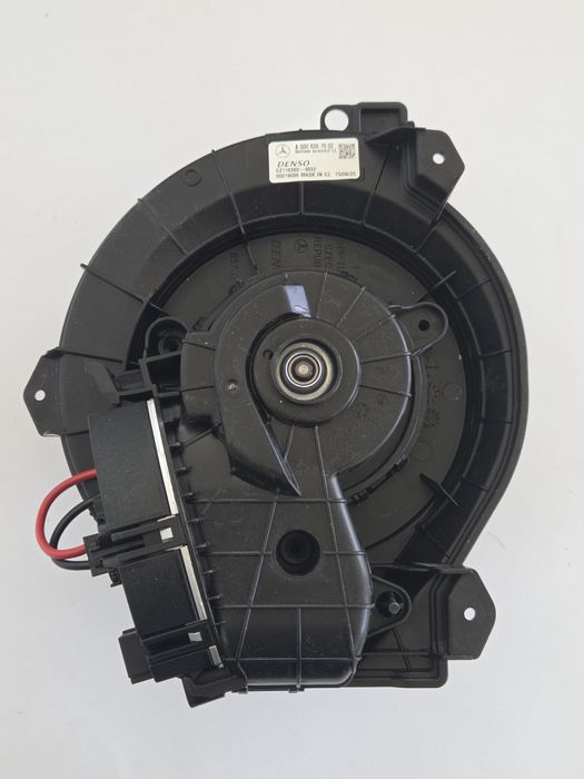 Ventilator Habitaclu Mercedes Sprinter 2018 - 2026  PRODUS  NOU  ORIGINAL  MERCEDES  Ventilator Caldura  din  Bord  Sprinter
