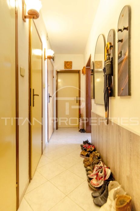 Продава се Тристаен апартамент в Пловдив, Каменица 1 - 76 кв.м за 1777 €/кв.м - Снимка #11