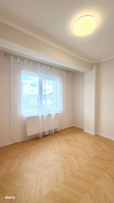 Apartament 3 camere, 43 mp, et 2, garaj optional, zona Terra!