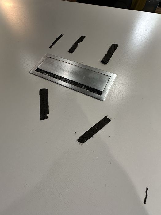 Продам офисевц стол Б/У