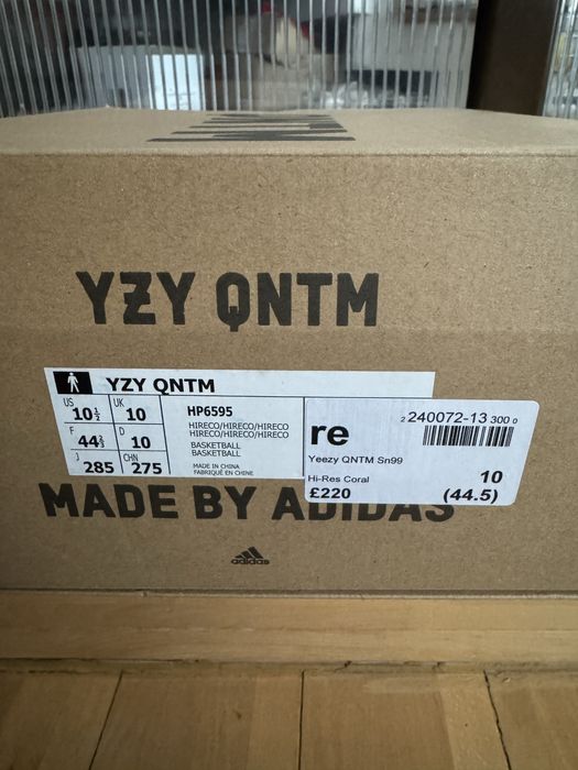 Yeezy QNTN , marime 44 2/3
