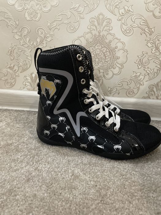 Боксерки venum для бокса