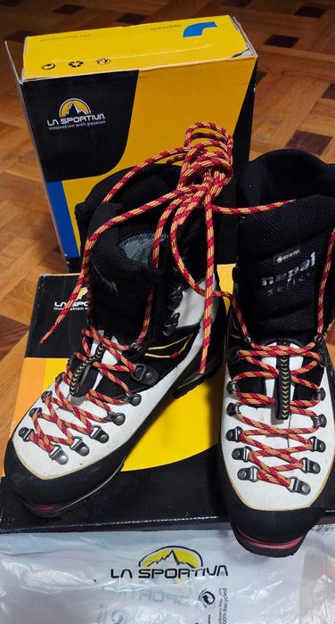 Bocanci La Sportiva Nepal Cube GTX ICE