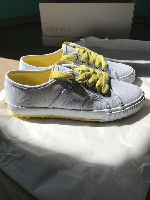 Спортни кецове Esprit