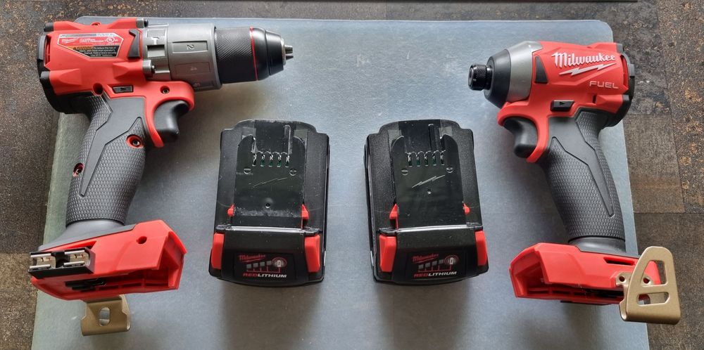 Combo Kit Milwaukee 2997-22, M18, USA Bucuresti Sectorul 1 • OLX.ro