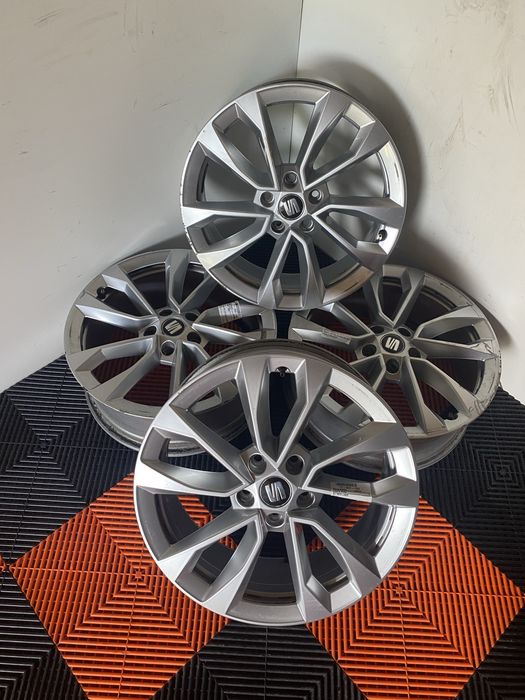 Jante originale Skoda Karoq,VW tiguan,Seat pe 18