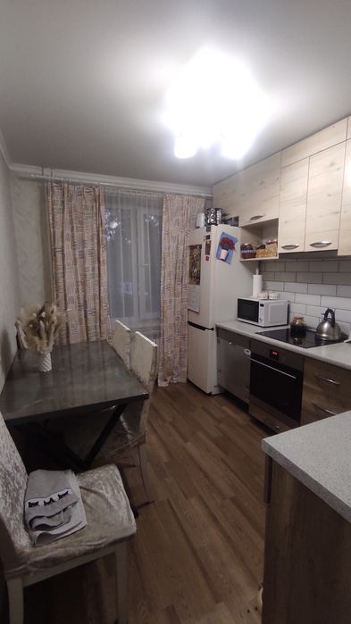 Продам 3-х комнатную квартиру