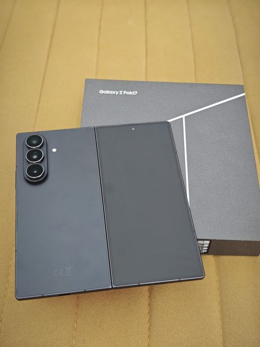 Samsung Z Fold 7 512GB